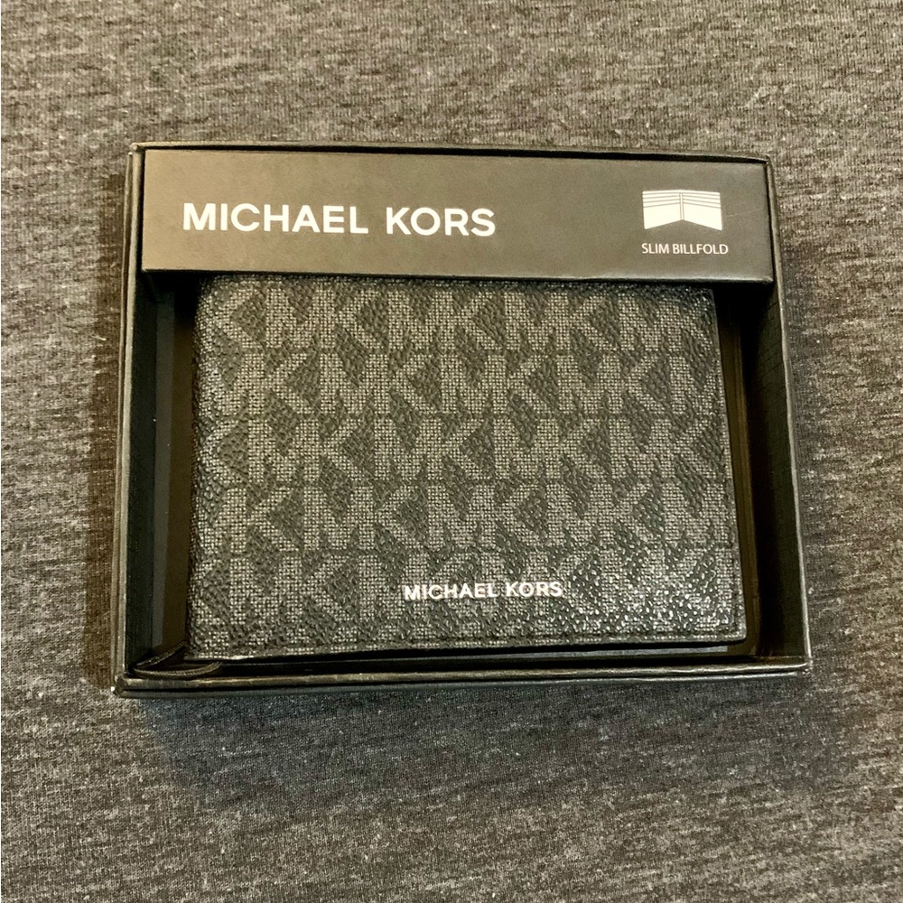 MK Micheal Kors Slim Bi Fold Jet Set Wallet Black NEW 86F1LMNF5B